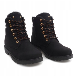 Bottes en bois isolées BED01 Noir 1