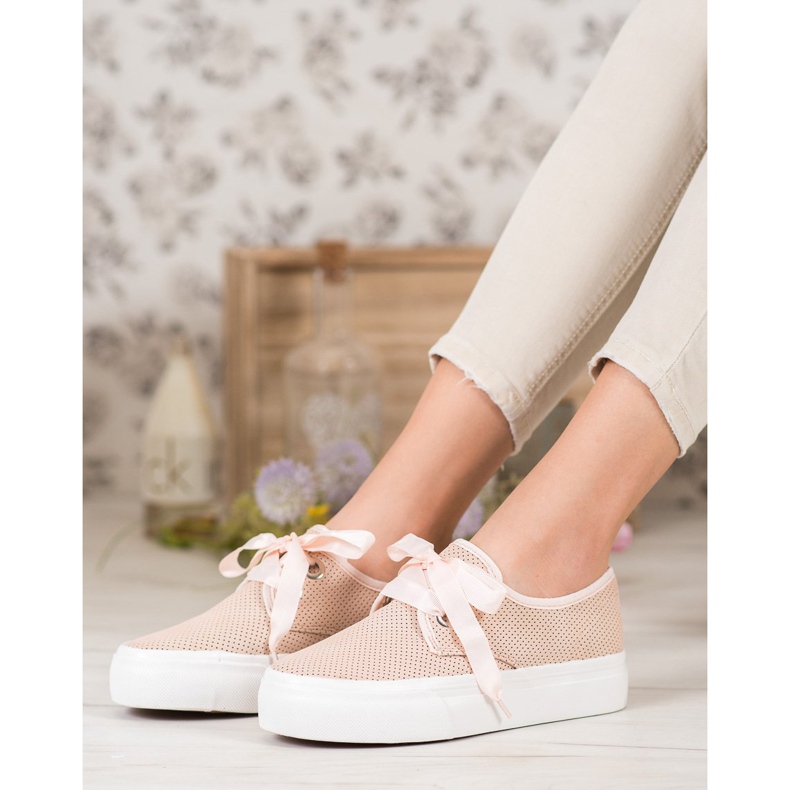 Kylie Baskets attachées avec un ruban brun 1