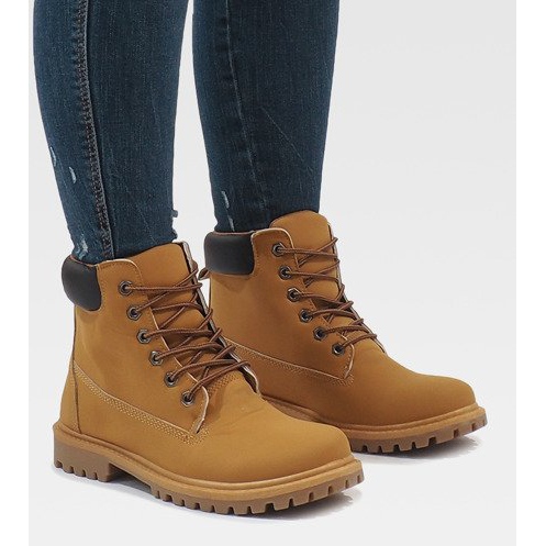 B788 Trappeurs en bois jaune 1