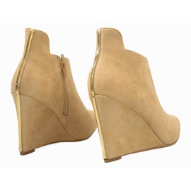 Escarpins compensés en daim TL01-1 Beige 2
