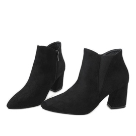 Bottines en daim noir sur le poteau 4826 le noir 4