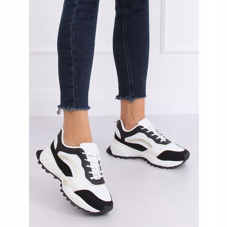 Noir et blanc LA87P Chaussures de sport noires blanche le noir 2 Noir et blanc LA87P Chaussures de sport noires blanche le noir 2