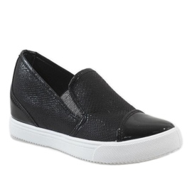 Baskets noires sur le coin DD437-1 le noir 1