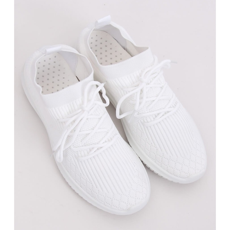 Chaussures de sport blanches 7753-Y Blanc 1