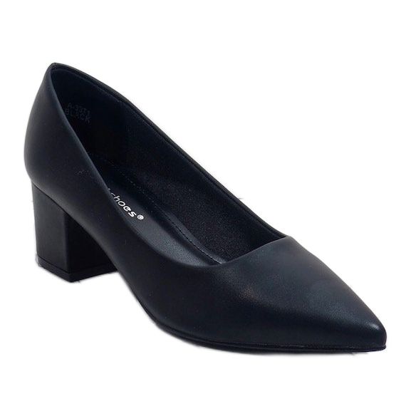 Escarpins classiques noirs sur le montant A-3371 1