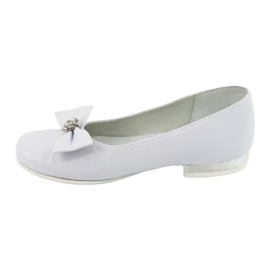 Ballerinas de filles en cuir blanc Miko 800 avec un arc blanche 2