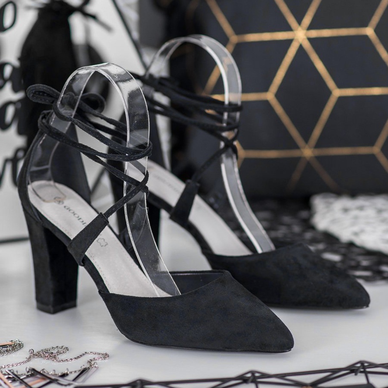 Goodin Escarpins attachés le noir 1