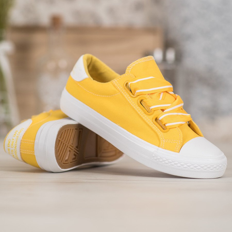 SHELOVET Baskets confortables en textile jaune 1