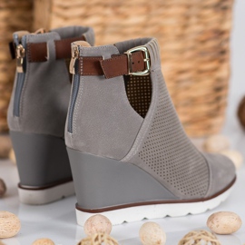 Filippo Bottes ajourées sur un coin gris 4