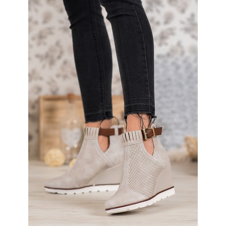 Filippo Bottes ajourées sur un coin brun 2