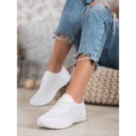 Baskets blanches MCKEYLOR 2