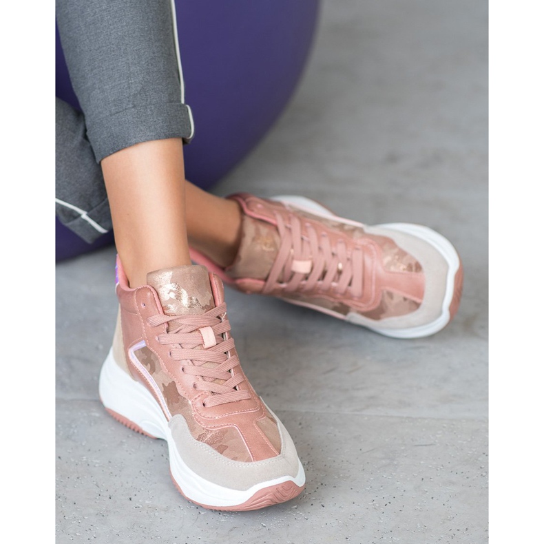 Ideal Shoes Bottes hautes sur la plate-forme rose multicolore 2 Ideal Shoes Bottes hautes sur la plate-forme rose multicolore 2