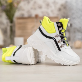 Ideal Shoes Bottes de mode blanche multicolore jaune 1