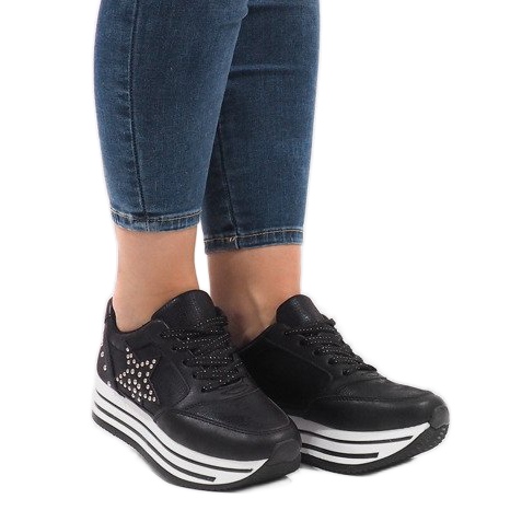 Baskets de sport noires sur la plateforme BM1916-5 le noir 1