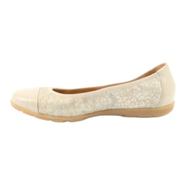Caprice Ballerines confortables style dentelle, cuir 22152, beige 2 Caprice Ballerines confortables style dentelle, cuir 22152, beige 2