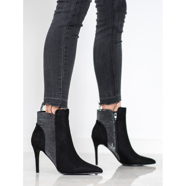 SHELOVET Bottines en daim sur un talon haut noir 1