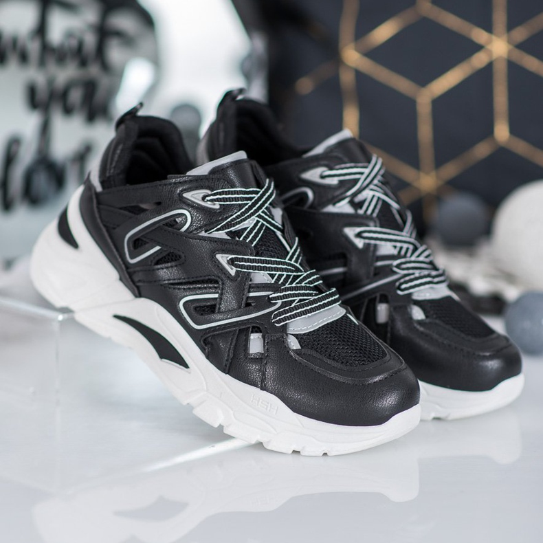 Small Swan Baskets confortables en cuir écologique noir 1