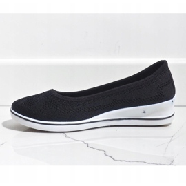 Baskets noires sur le talon compensé 1145-Y le noir 2