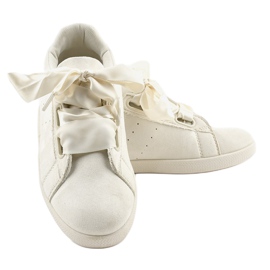 Baskets AM-8105 en daim beige 3