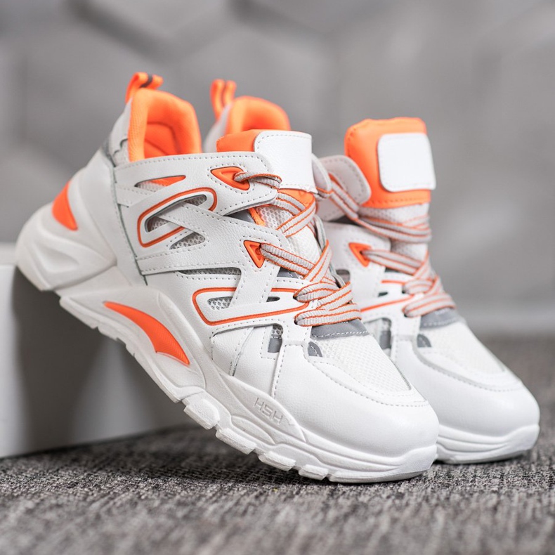 Small Swan Baskets confortables en cuir écologique blanche orange 1 Small Swan Baskets confortables en cuir écologique blanche orange 1