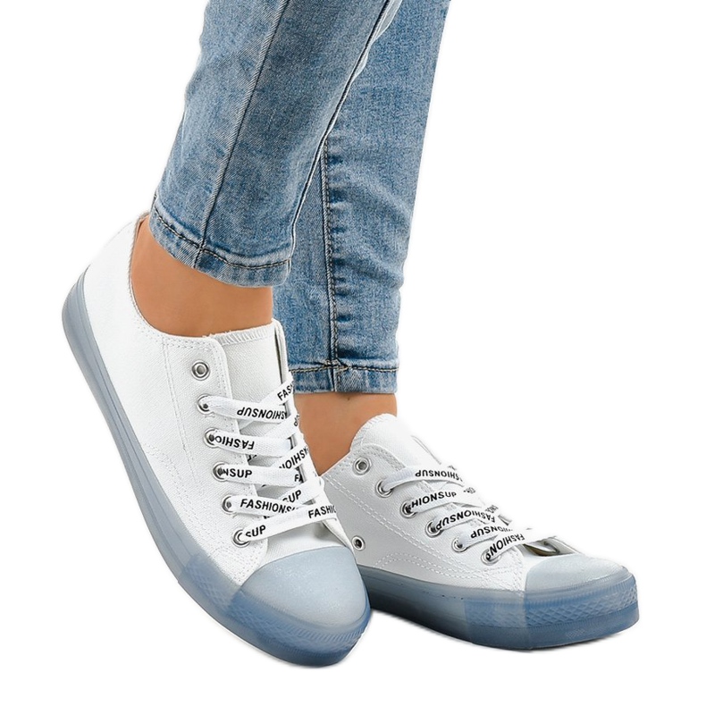 Baskets blanches à semelles bleues LTD205-1 1