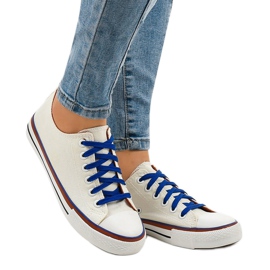 Baskets basses blanches classiques W03 1