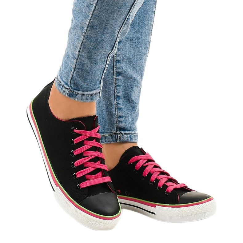 Baskets basses classiques noires W03 le noir vert 2