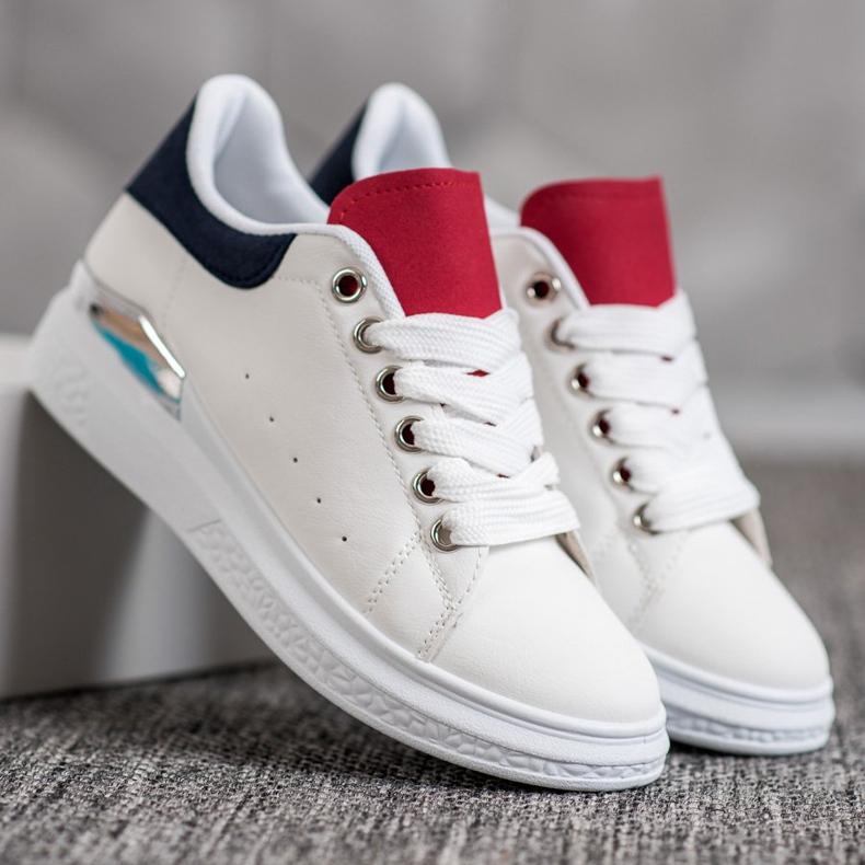 SHELOVET Baskets sur la plate-forme avec cuir écologique blanc 2
