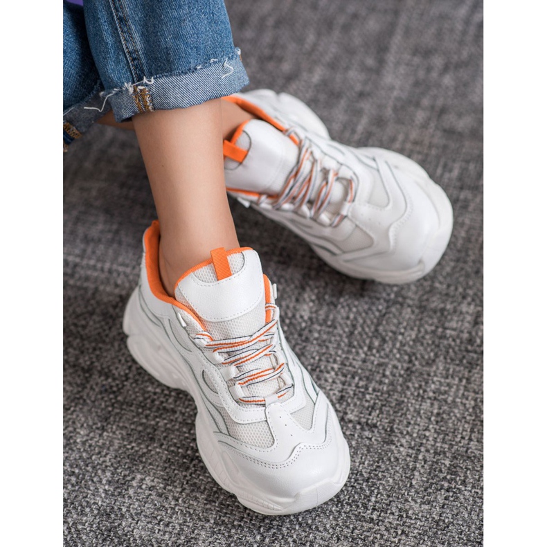 SHELOVET Baskets sur la plate-forme blanc 1