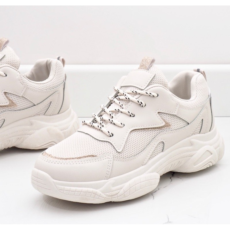 Chaussures de sport pour femmes à la mode beiges 7939-SP 1 Chaussures de sport pour femmes à la mode beiges 7939-SP 1