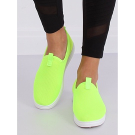 1066 Baskets à enfiler vertes fluo 2
