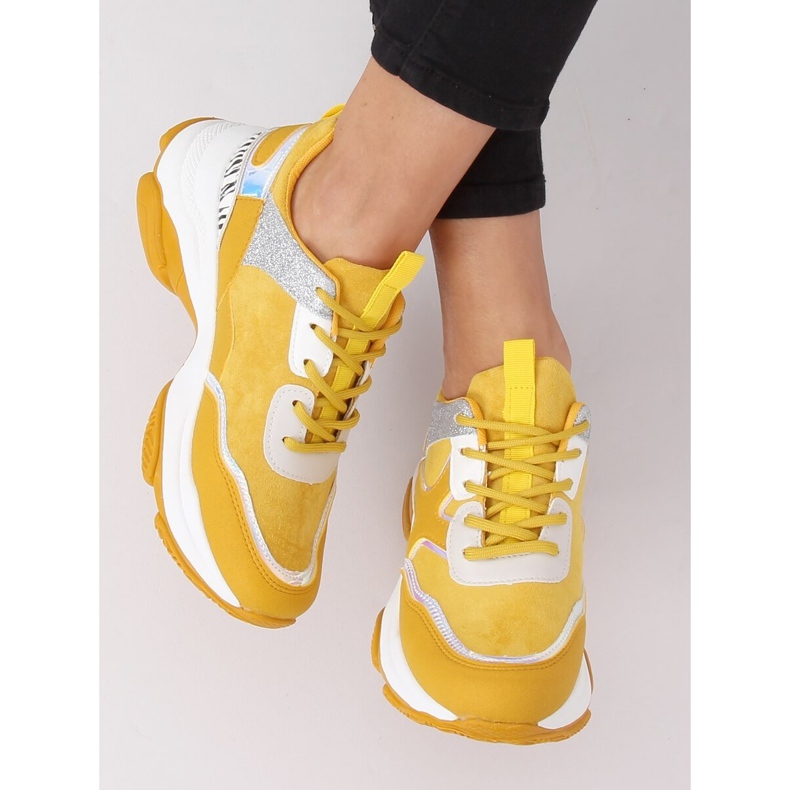 Chaussures de sport jaunes pour femmes C-3127 Jaune 2