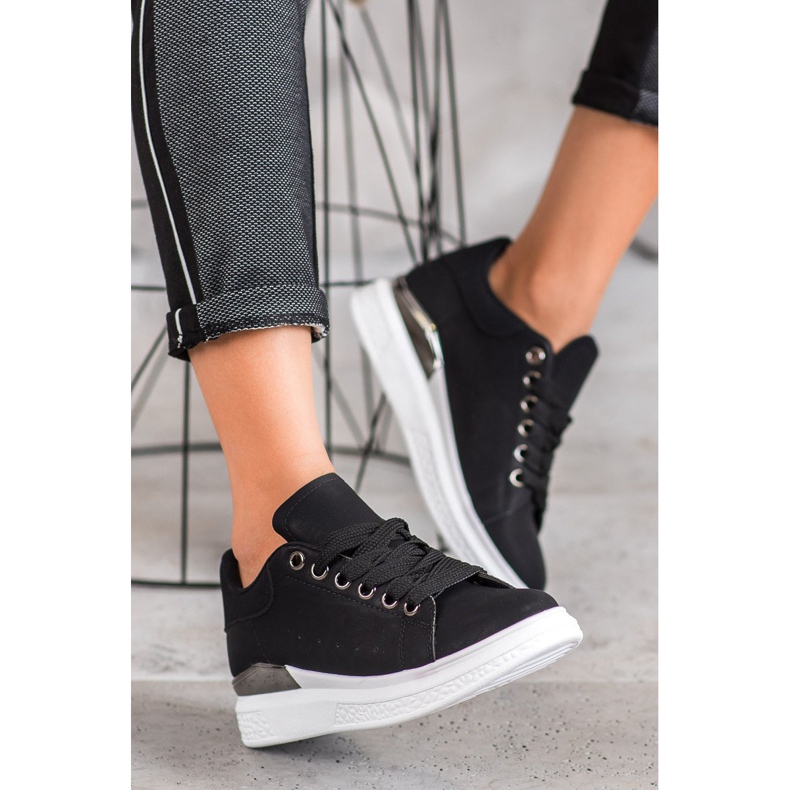 SHELOVET Baskets sur la plate-forme avec cuir écologique le noir 2