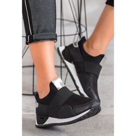 SHELOVET Chaussures à enfiler sur la plate-forme le noir 1