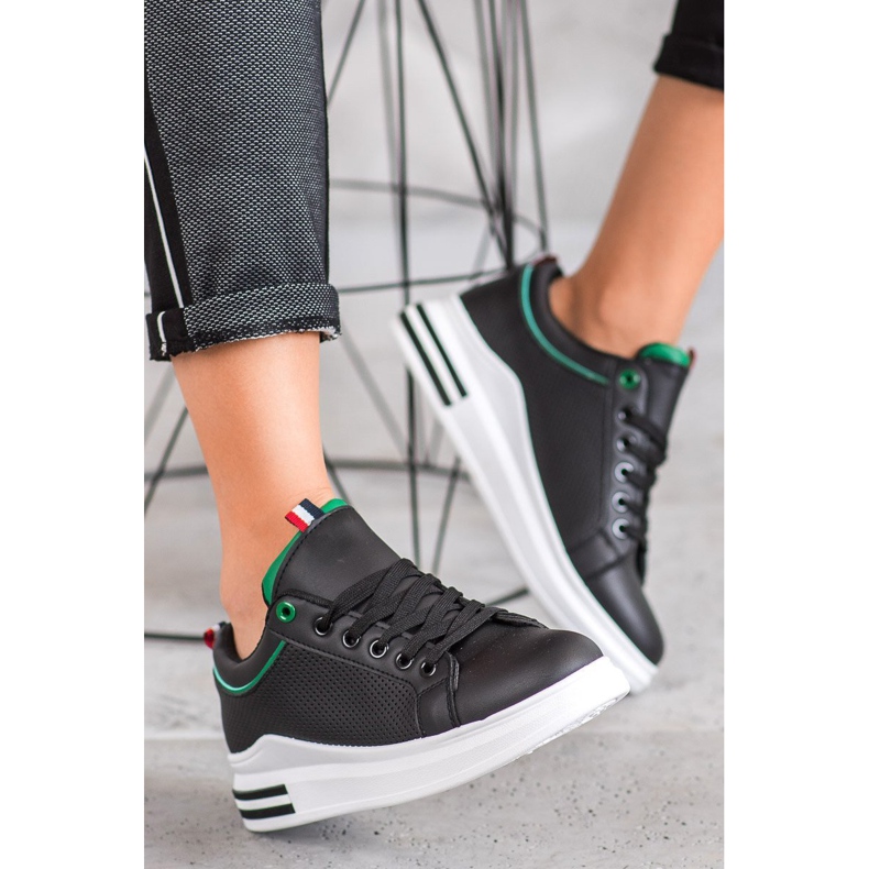 SHELOVET Baskets noires sur la plateforme le noir 2