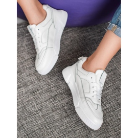 Chaussures à plateforme MCKEYLOR blanche 2