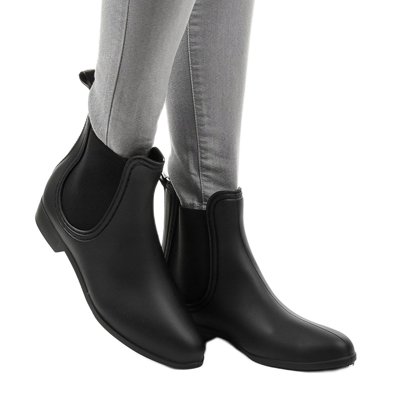 Bottes courtes en caoutchouc noires YJ-13 le noir 1