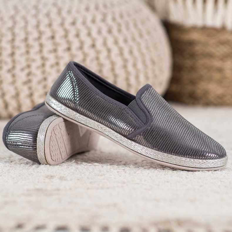 SHELOVET Chaussures à enfiler brillantes gris 1