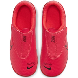 Chaussures de football Nike Mercurial Vapor 13 Club Mg PS (V) Jr AT8162-606 multicolore rouge 1