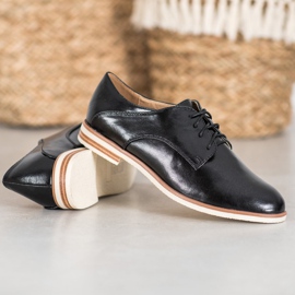 SHELOVET Chaussures noires avec cuir écologique le noir 1