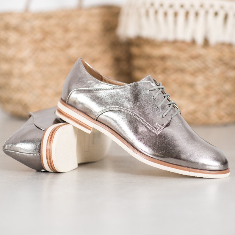 SHELOVET Chaussures grises avec cuir écologique 1