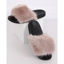 Chaussons beiges avec fourrure CK107P Beige 1