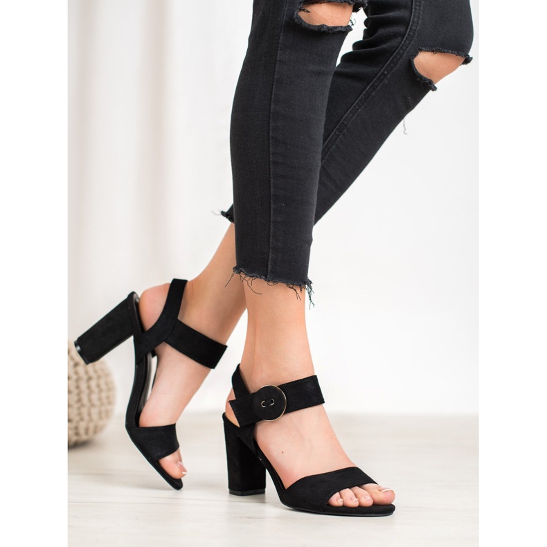 Sandales noires sur une barre VINCEZA le noir 2