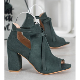 Bottines VINCEZA à bout ouvert et nouées 1