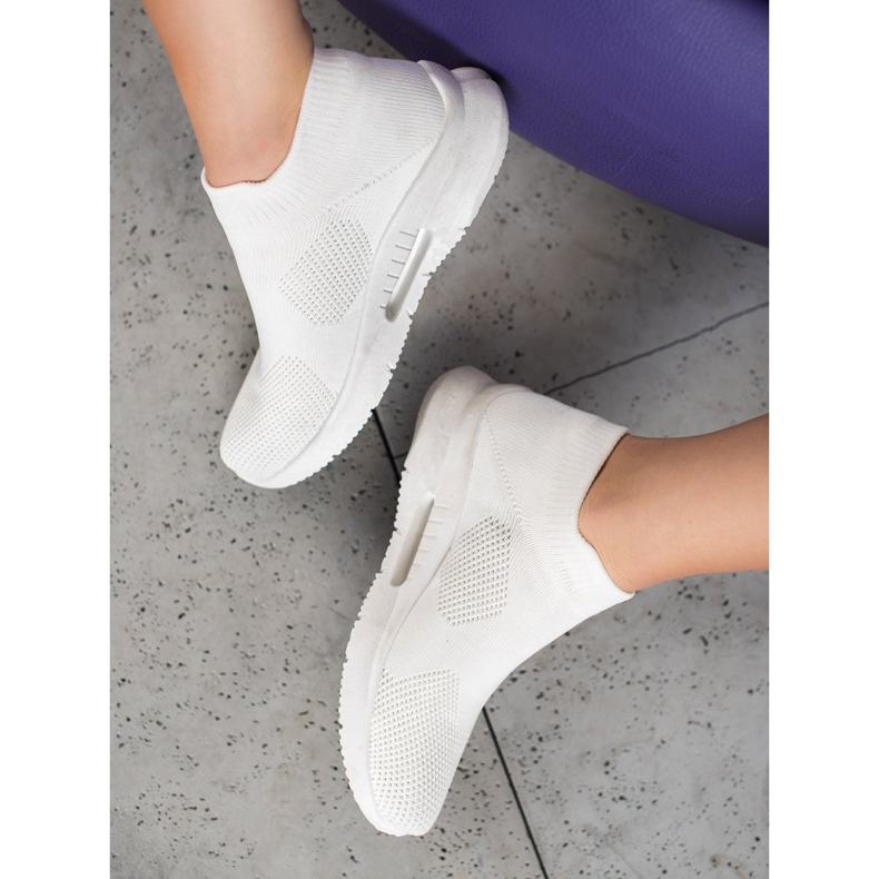 SHELOVET Chaussures à enfiler en textile blanche 1