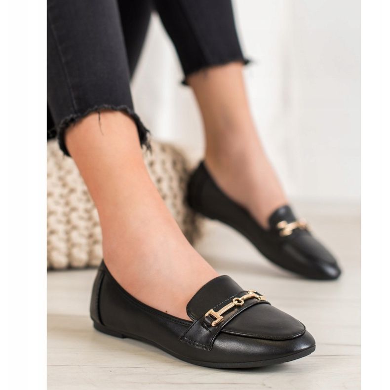 Clowse Chaussures élégantes en cuir écologique noir 1