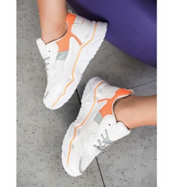 SHELOVET Sneakers sur la plate-forme avec des paillettes blanc orange 1