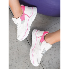 SHELOVET Sneakers sur la plate-forme avec des paillettes blanche rose 1