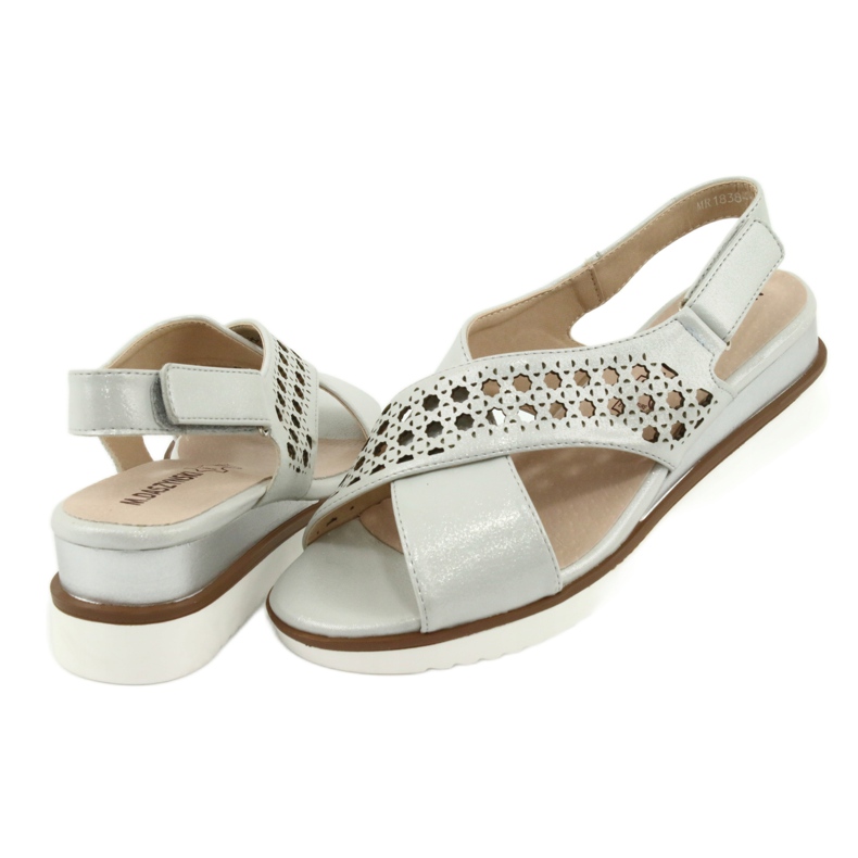 M.Daszyński Sandales en argent sur un coin Daszyński 1838 gris 4