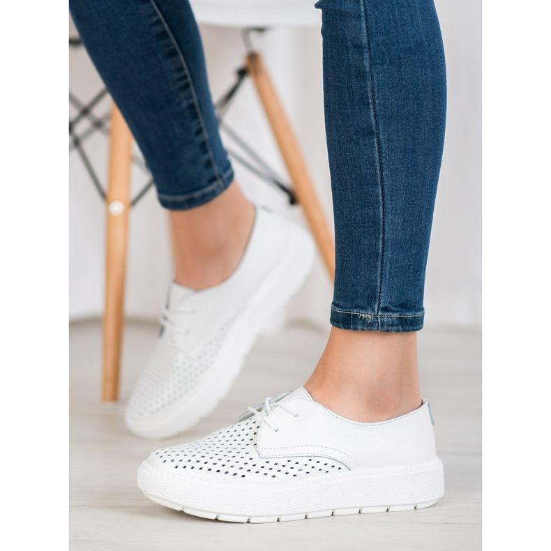 Goodin Chaussures en cuir léger blanche 1